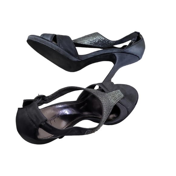 *sold* Jacqueline Ferrar Women's Silver Sparkle Open Toe Heels Sandals Size 6.5M - Picture 3 of 10